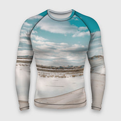 Рашгард мужской Песочный пляж и водоём - Белый, цвет: 3D-принт