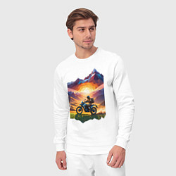 Костюм хлопковый мужской Мотопутешествие в горы, цвет: белый — фото 2