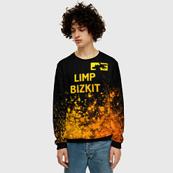 Свитшот мужской Limp Bizkit - gold gradient: символ сверху, цвет: 3D-черный — фото 2
