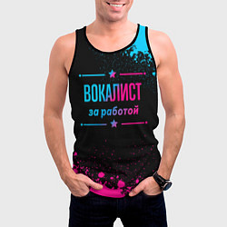 Майка-безрукавка мужская Вокалист за работой - неоновый градиент, цвет: 3D-черный — фото 2
