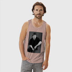 Майка мужская хлопок Актёр Сергей Бодров-младший, цвет: пыльно-розовый — фото 2