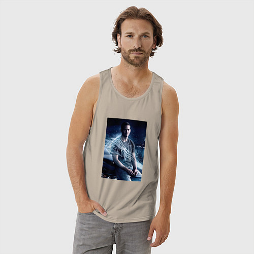 Мужская майка Пол Уокер на капоте / Миндальный – фото 3