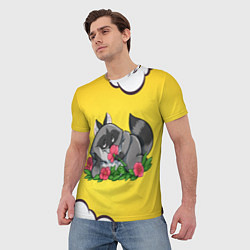 Футболка мужская Влюбленный енот нюхает цветок, цвет: 3D-принт — фото 2