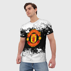 Футболка мужская Манчестер Юнайтед черно белые краски лого, цвет: 3D-принт — фото 2