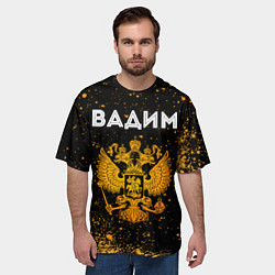 Футболка оверсайз мужская Имя Вадим и зологой герб РФ, цвет: 3D-принт — фото 2