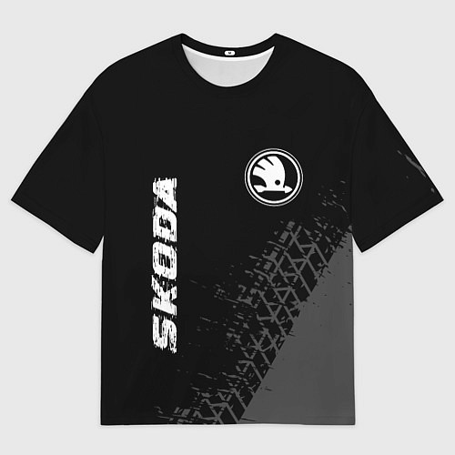 Мужская футболка оверсайз Skoda speed на темном фоне со следами шин: символ / 3D-принт – фото 1