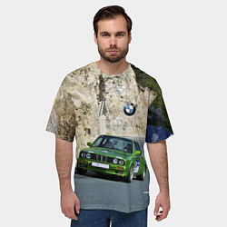 Футболка оверсайз мужская Зелёная бэха на горной дороге, цвет: 3D-принт — фото 2