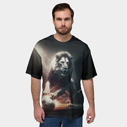 Футболка оверсайз мужская Лев с футбольным мячом, цвет: 3D-принт — фото 2