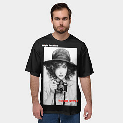 Футболка оверсайз мужская Брюнетка с ретро камерой, цвет: 3D-принт — фото 2
