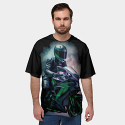 Футболка оверсайз мужская Мотоциклист на зеленой байке, цвет: 3D-принт — фото 2