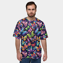 Футболка оверсайз мужская Бабочки в паттерне разноцветный яркий фон, цвет: 3D-принт — фото 2