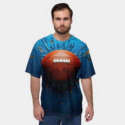 Футболка оверсайз мужская Мяч для американского футбола на синем, цвет: 3D-принт — фото 2