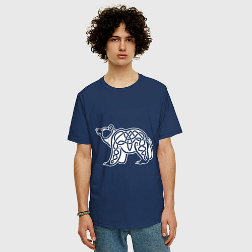 Мужская футболка оверсайз Скандинавский медведь белый / Тёмно-синий – фото 3