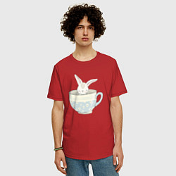 Футболка оверсайз мужская Кролик в чашке, цвет: красный — фото 2