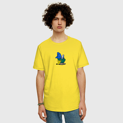 Мужская футболка оверсайз Акула сидит / Желтый – фото 3