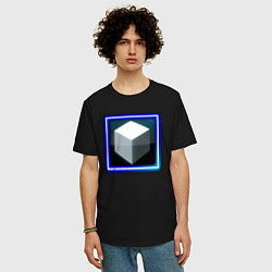 Футболка оверсайз мужская Белый геометрический куб с сиянием, цвет: черный — фото 2