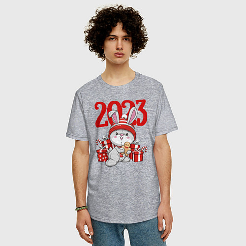 Мужская футболка оверсайз Зайка в подарках 2023 / Меланж – фото 3