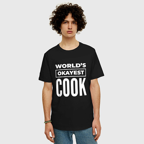 Мужская футболка оверсайз Worlds okayest cook / Черный – фото 3