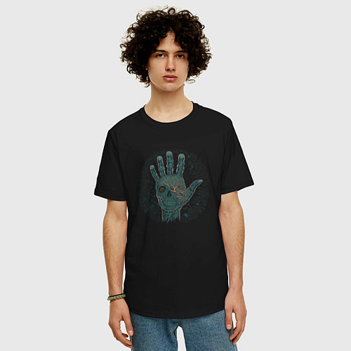 Мужская футболка оверсайз Hand- skull / Черный – фото 3
