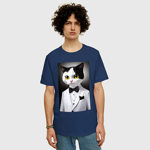 Мужская футболка оверсайз Котёнок - джентльмен - мем / Тёмно-синий – фото 3