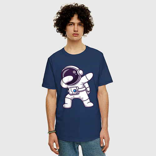 Мужская футболка оверсайз Космонавт dab / Тёмно-синий – фото 3