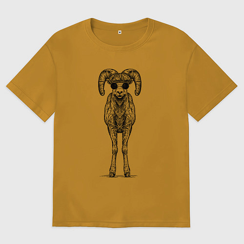 Мужская футболка оверсайз Баран в кепке / Горчичный – фото 1