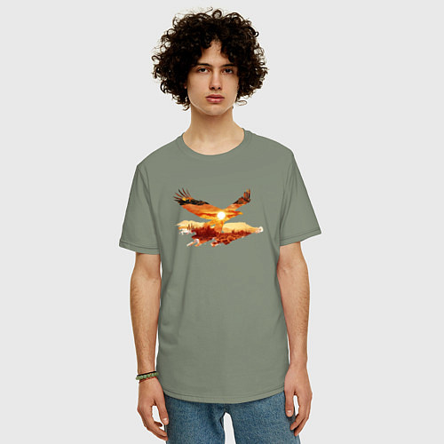 Мужская футболка оверсайз Летящий орел и пейзаж с эффектом двойной экспозици / Авокадо – фото 3