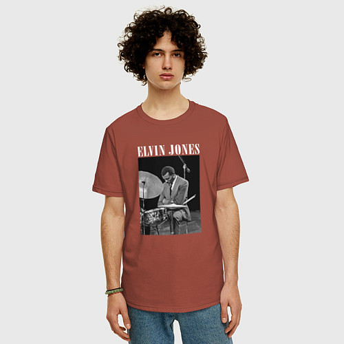 Мужская футболка оверсайз Elvin Jones великий джазовый барабанщик / Кирпичный – фото 3