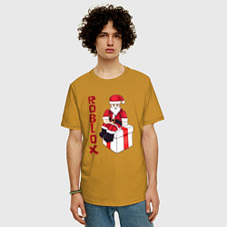 Футболка оверсайз мужская Санта Клаус - Роблокс, цвет: горчичный — фото 2