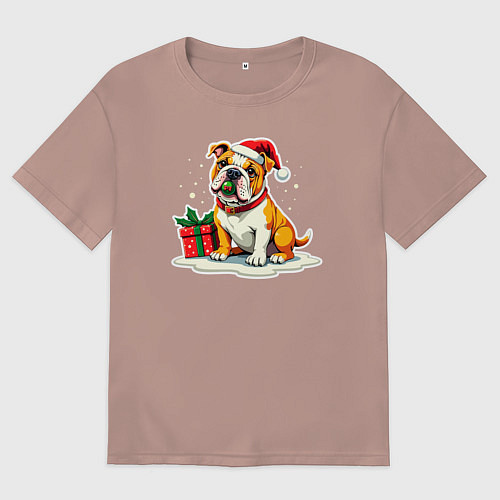 Мужская футболка оверсайз Новогодний бульдог с игрушкой / Пыльно-розовый – фото 1