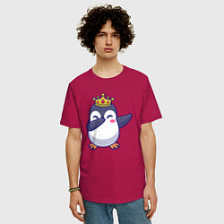 Футболка оверсайз мужская Король пингвин, цвет: маджента — фото 2