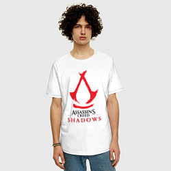 Футболка оверсайз мужская Assassins Creed Shadows - badge, цвет: белый — фото 2