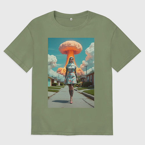 Мужская футболка оверсайз Девушка в костюме монашки уходит от взрыва / Авокадо – фото 1
