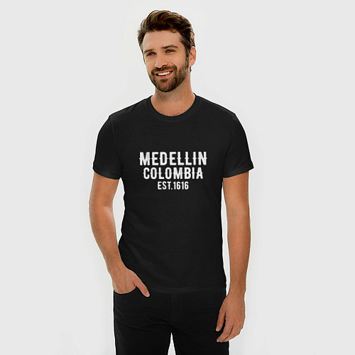 Мужская slim-футболка Medellin est. 1616 / Черный – фото 3