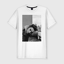 Футболка slim-fit Шаламе черно белое фото на фоне города, цвет: белый