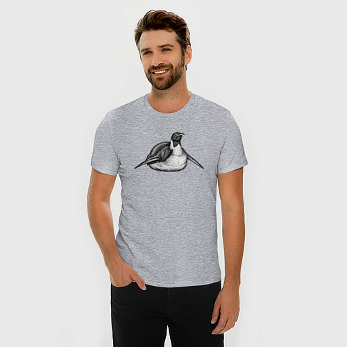 Мужская slim-футболка Пингвин едет с горы / Меланж – фото 3