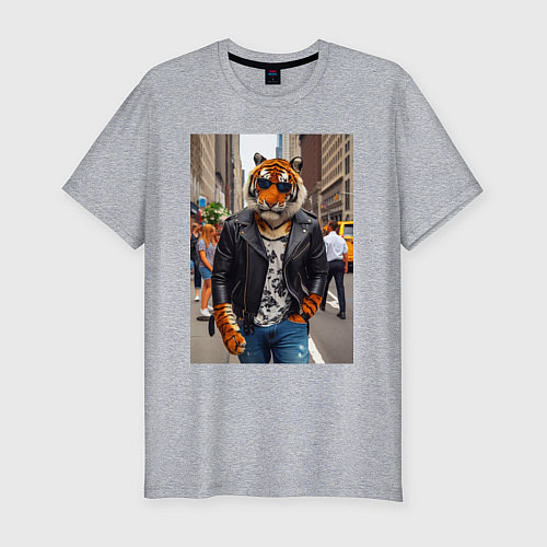 Мужская slim-футболка Cool tiger on the streets of New York - ai art / Меланж – фото 1