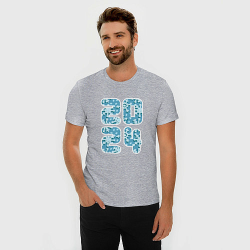 Мужская slim-футболка 2024 цифры со снежинками / Меланж – фото 3