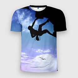 Мужская спорт-футболка Скалолаз на фоне синего неба