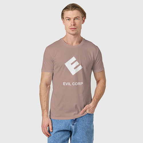 Мужская футболка Evil corporation / Пыльно-розовый – фото 3