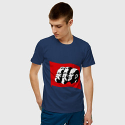 Футболка хлопковая мужская Маркс, Энгельс, Ленин цвета тёмно-синий — фото 2