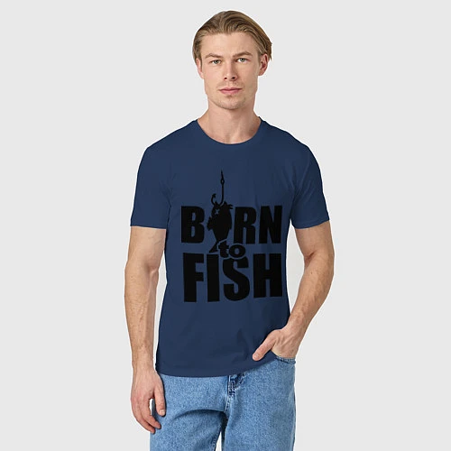 Мужская футболка Born to fish / Тёмно-синий – фото 3