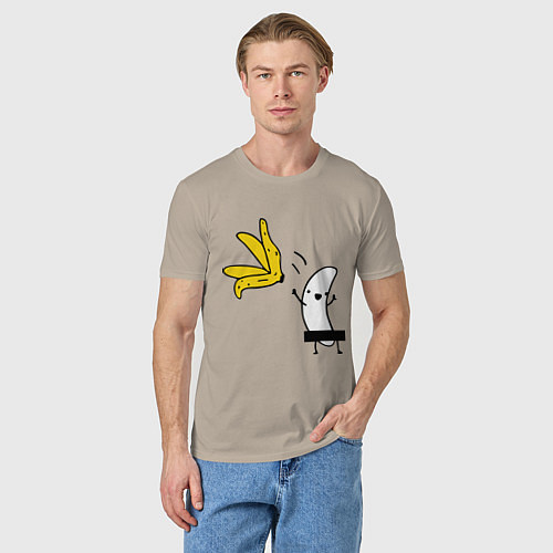 Мужская футболка Банан стриптизер / Миндальный – фото 3