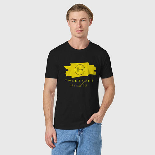 Мужская футболка 21 Top: Yellow Trench / Черный – фото 3