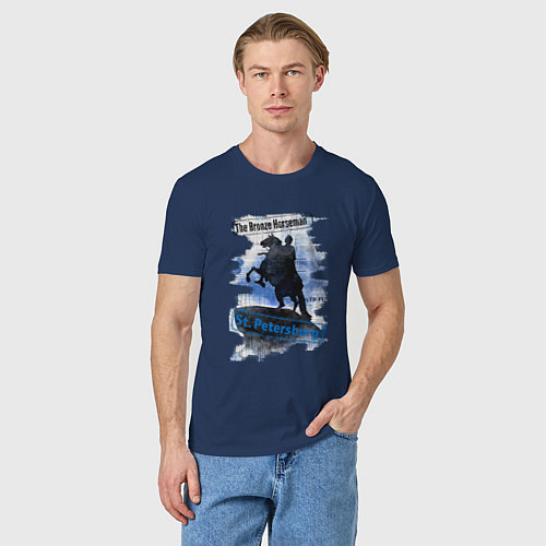 Мужская футболка The Bronze Horseman / Тёмно-синий – фото 3