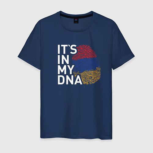 Мужская футболка Its in my DNA / Тёмно-синий – фото 1
