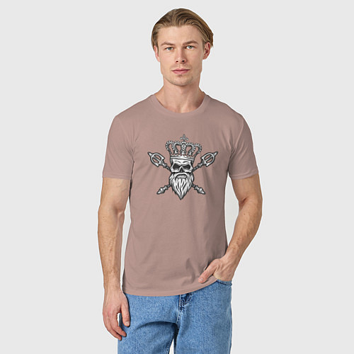 Мужская футболка Череп в короне и с жезлами / Пыльно-розовый – фото 3