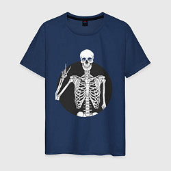 Футболка хлопковая мужская Скелет с жестом Виктория, цвет: тёмно-синий