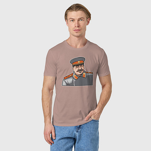 Мужская футболка Товарищ Сталин смеётся / Пыльно-розовый – фото 3