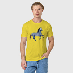 Футболка хлопковая мужская Андалузская лошадь, цвет: желтый — фото 2